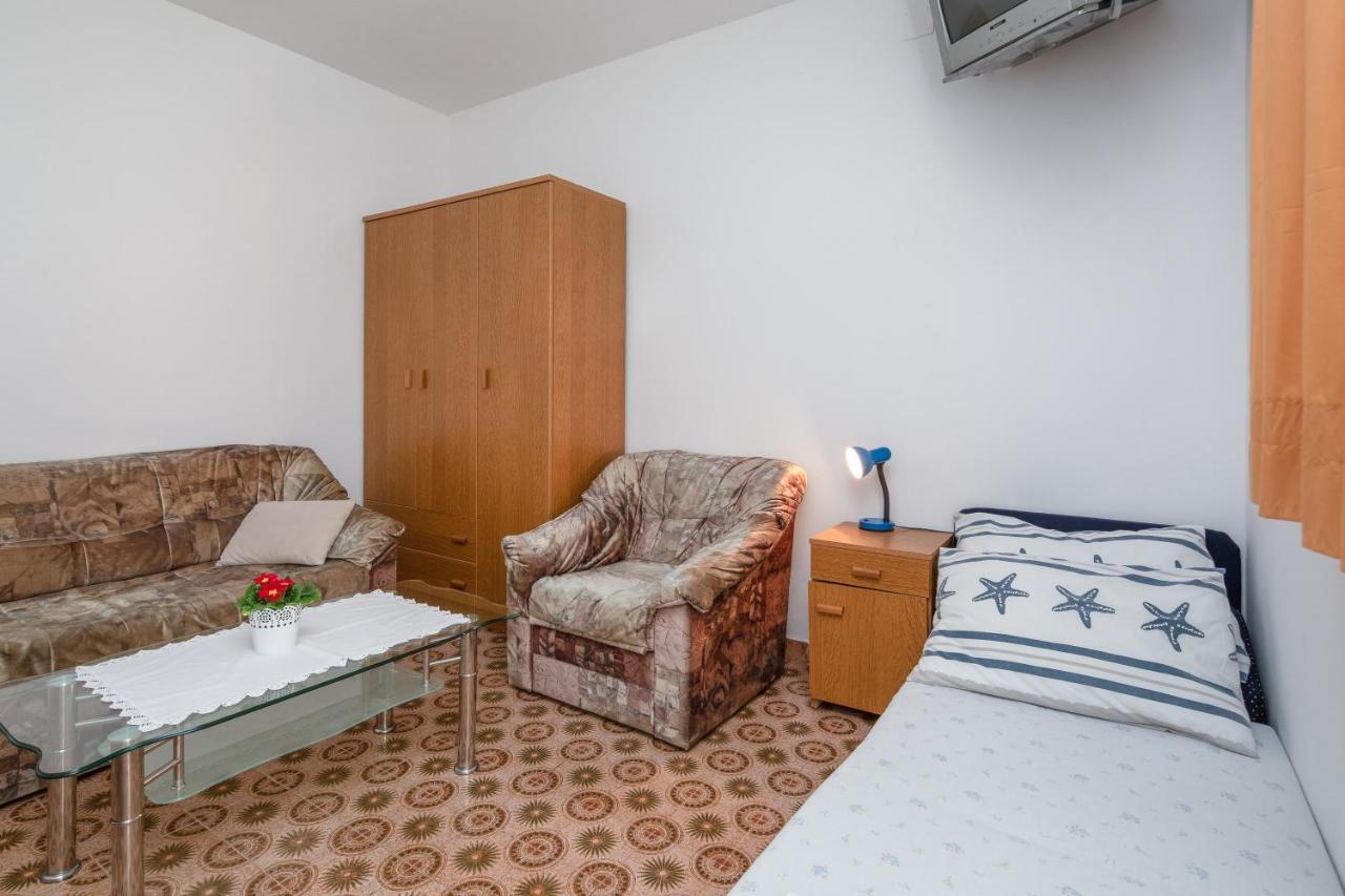 Beach Apartments "Bili Cvitak" Duće Exteriér fotografie