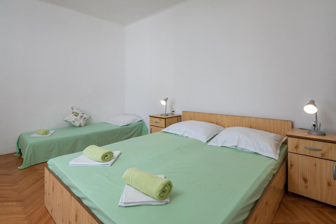 Beach Apartments "Bili Cvitak" Duće Exteriér fotografie
