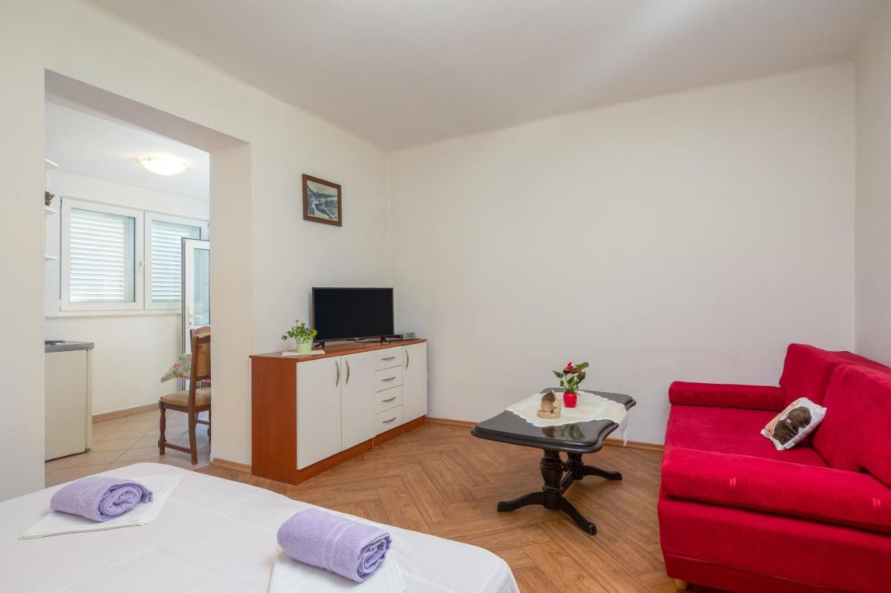 Beach Apartments "Bili Cvitak" Duće Exteriér fotografie